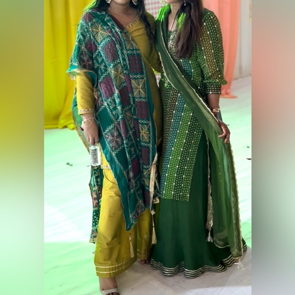 Selling this Pakistani styled dress! Worn once! - Picture 4 of 6